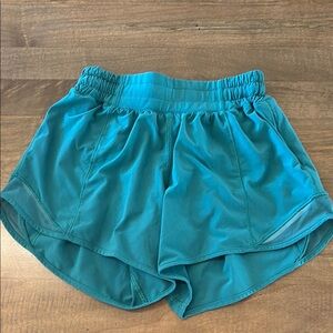 lululemon athletica 2.5 Hotty Hot shorts